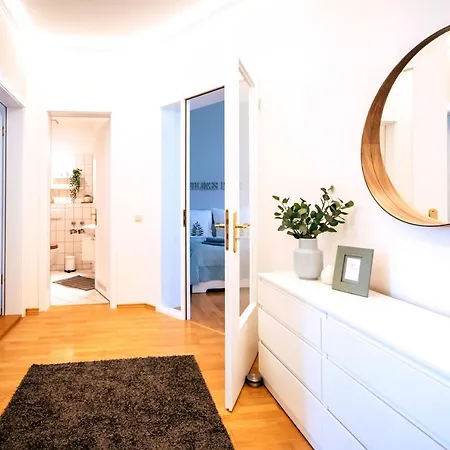 Gemuetliche Neben Der Arena 