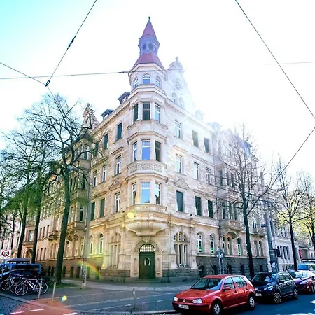 Gemuetliche Neben Der Arena 