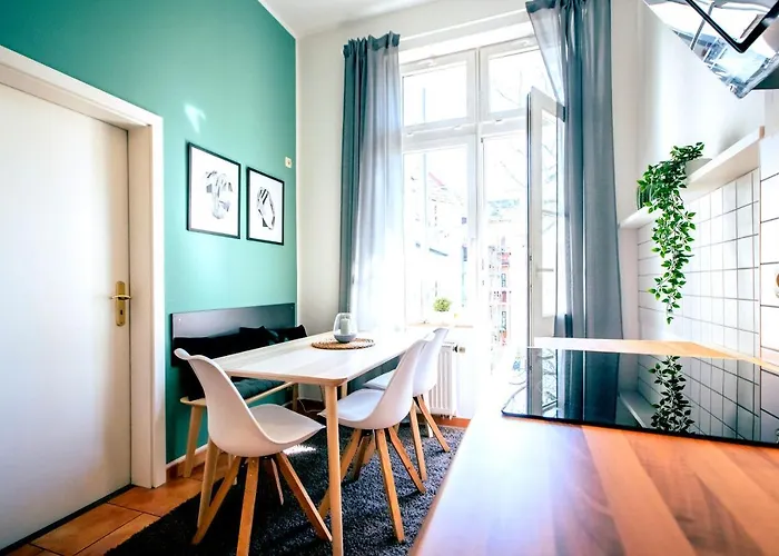 Gemuetliche Neben Der Arena 