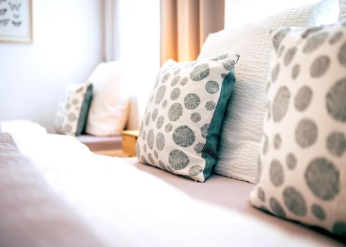 Gemuetliche Neben Der Arena 