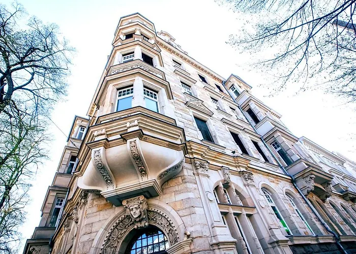 Gemuetliche Neben Der Arena 